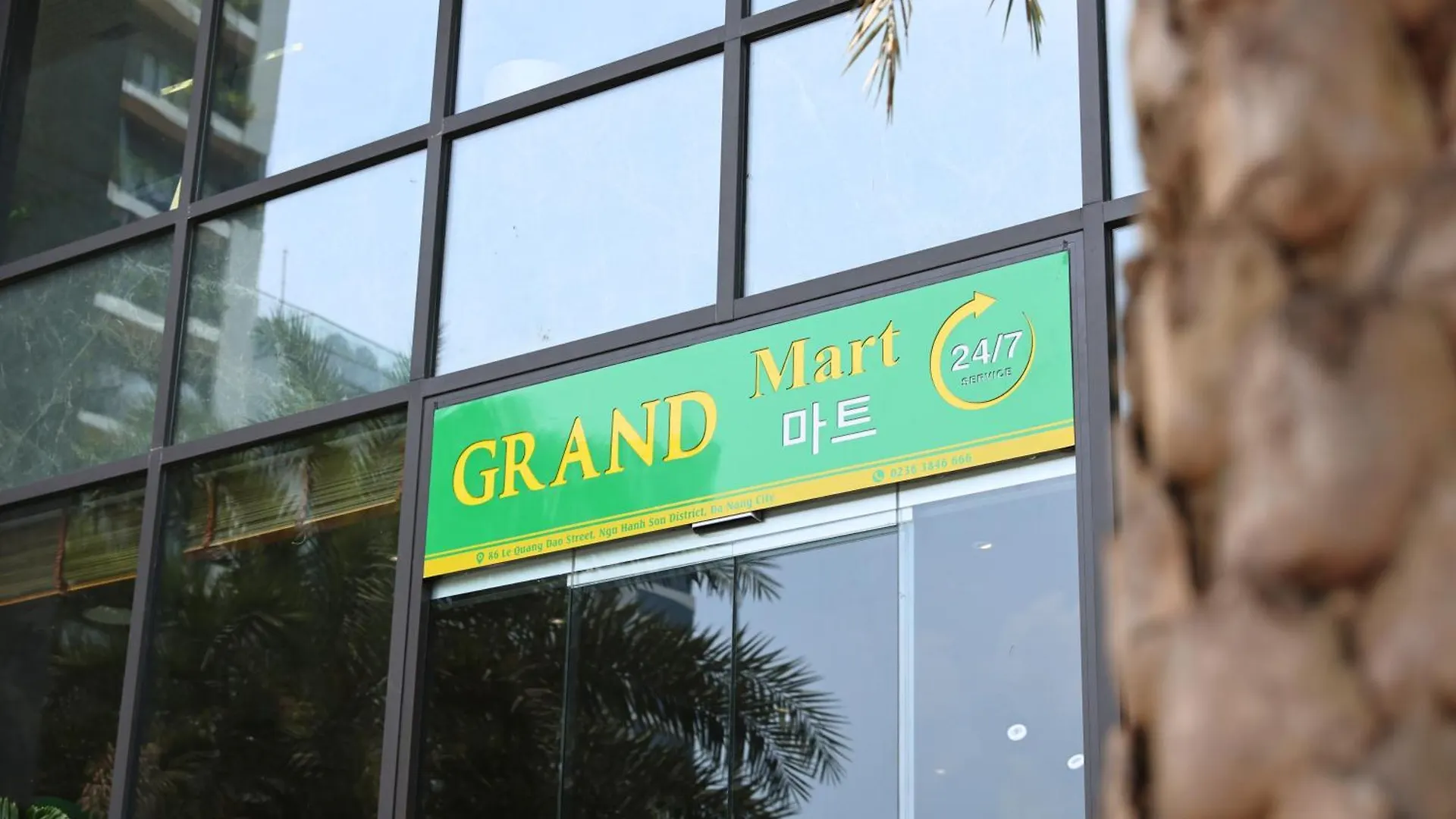 Golden Lotus Grand Da Nang - Panoramic Rooftop Bar & Daily Afternoon Tea