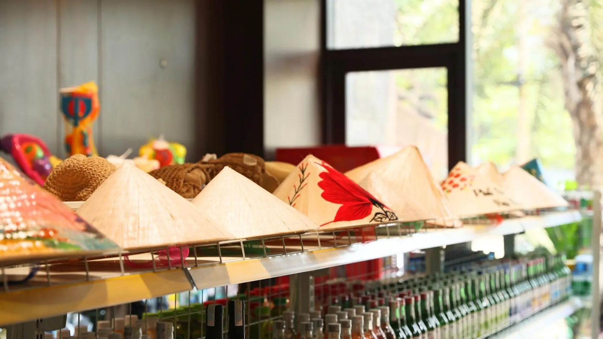 Golden Lotus Grand Da Nang - Panoramic Rooftop Bar & Daily Afternoon Tea ベトナム